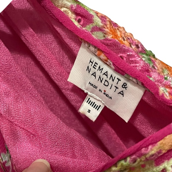 Hemant & Nandita dress pink eyelet floral size small boxBH - Picture 6 of 10